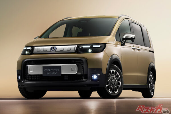 ホンダ フリードクロスター。そんな簡単な話ではないのだろうが、コレをそのまま小さめにしてくれればOKだ