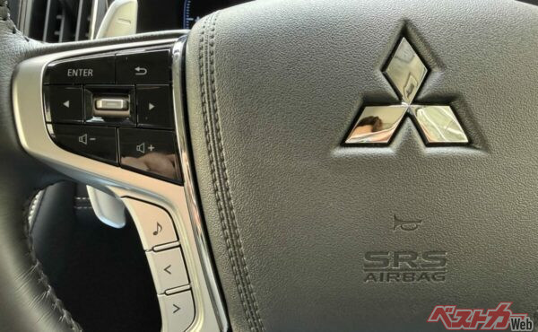 見た目の変更はほとんどないものの、ボタンの配置は大幅変更!!