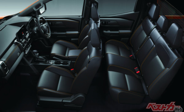 トライトンの内装