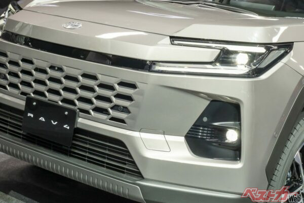 内装の質感が!!　って言うけど、、、実際は!?　新型RAV4爆速納車でわかったこと