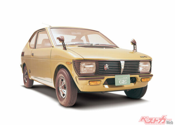 1971年登場スズキ フロンテクーペ。37psを叩き出した。ホンダ N360が31psを出して以降360cc軽自動車のハイパワー競争が始まる