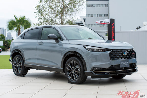 第2位はホンダ ヴェゼル。地道に改良を重ね上質な乗り味へと進化。2025年末にはRSを追加し魅力アップ