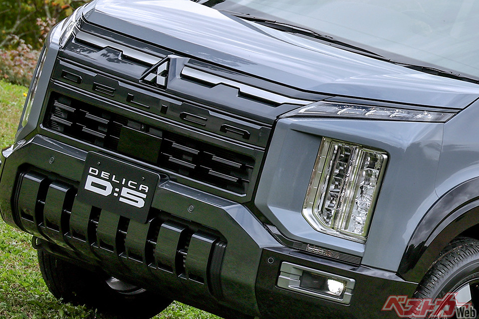 Delica D:5 Crowned Champion: Why It Outshines the Mighty Noah in Sales and Overall Excellence