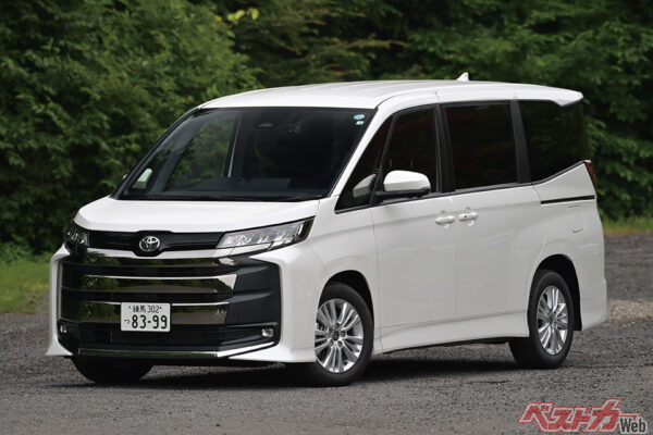 第2位はトヨタ ノア／ヴォクシー。ノアとヴォクシーを合わせるとベストセラーに君臨する