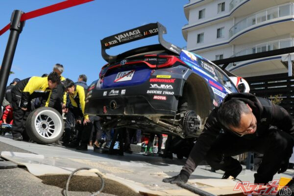 ギリギリまでたくさんのこと詰めていかなければならないのがツライところ。だが、それでも間に合わせる。まさに皆が皆プロなのだ