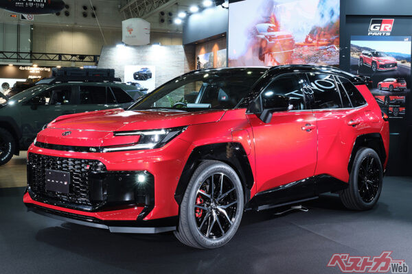トヨタ RAV4に初めて設定されたGR SPORTはオンロードでの走りを重視する