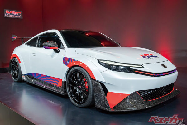 HRCパーツを装着したプレリュードHRCコンセプト。カーボンのエアロ、リアウイングなどは「イメージを伝えるもの」で、市販化が決定したものではないという