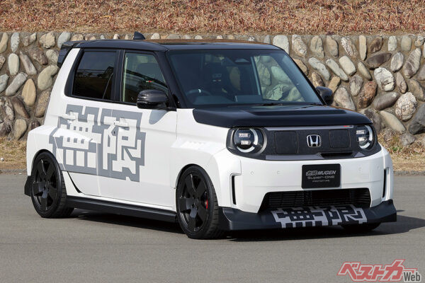 ホンダ スーパーONE プロトタイプ(無限カスタム)。過激なまでに膨らませた前後フェンダーがスパルタン