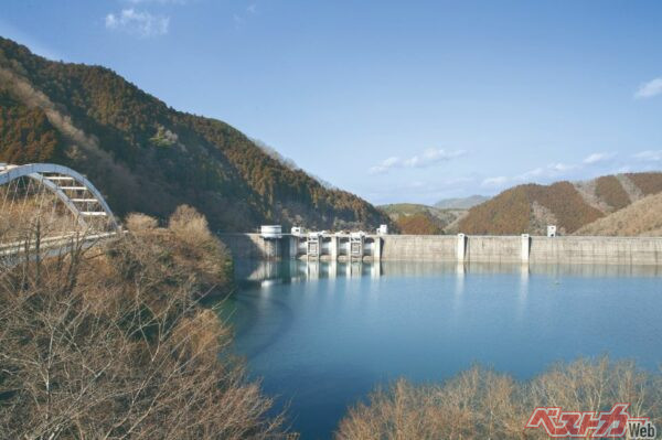 日吉ダム・天若湖／京都府南丹市日吉町中地先
