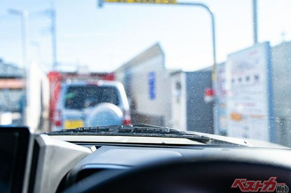 スギ花粉ついに本格襲来!!　やっちゃいけないクルマの花粉対策教えます