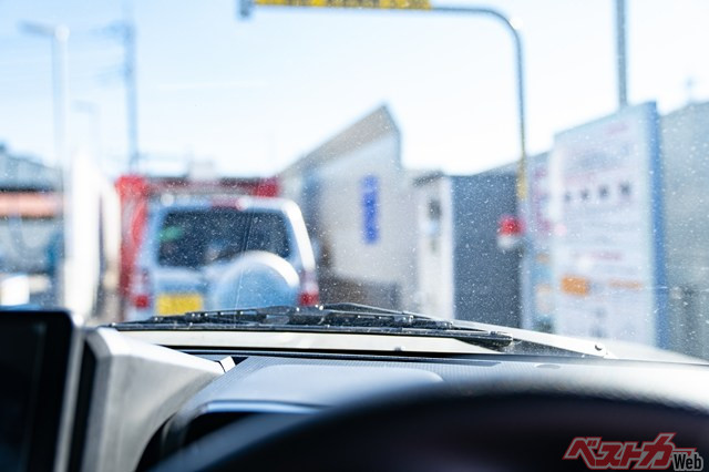 Cedar Pollen Onslaught: Essential Car Anti-Pollen Tactics (and What NOT to Do)