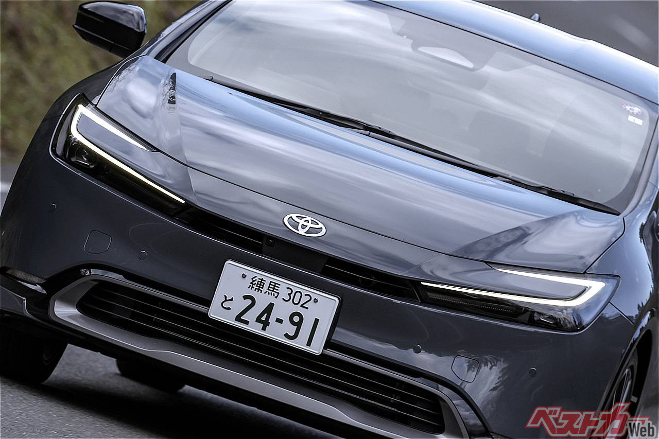 Prius Sales Plummet 50%?! Unraveling the Mystery Behind the Decline