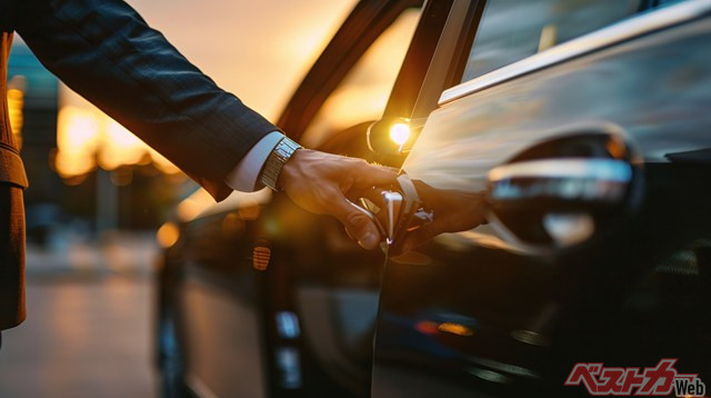 Don't Waste Money on Car Tax! Deregister Your Car in March if You Plan to Sell