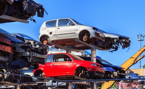 クルマはまだまだ使える部分も実は多い（Feel good studio@Adobe Stock）