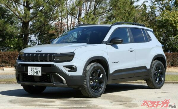 ジープアベンジャー4×eハイブリッド