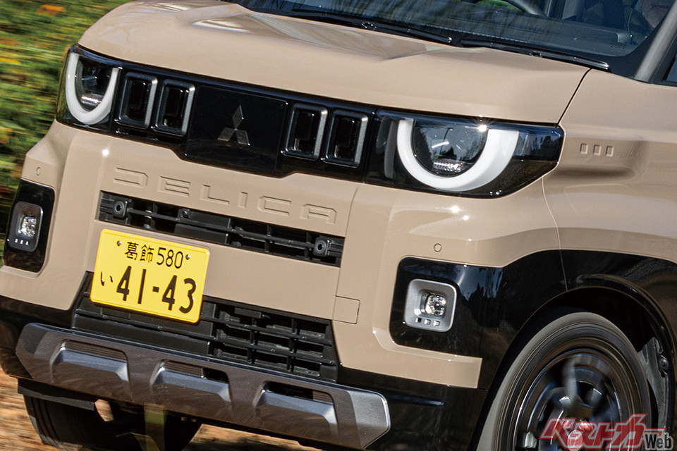 Leave Your Phone Behind! The Mitsubishi Delica Mini Doesn't Need Digital Distractions!