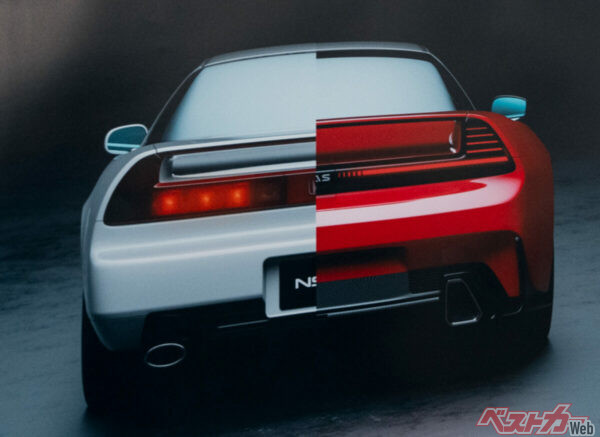 左がベースとなる初代NSX、右がTenseiのリアスタイル