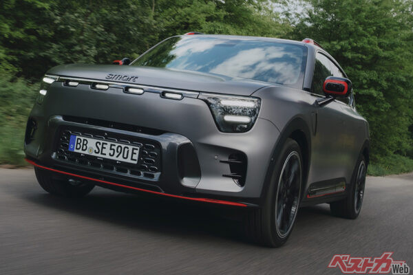 中型SUVの「#5」。以前からスペシャルモデルで提携してきた「ブラバス」仕様だ