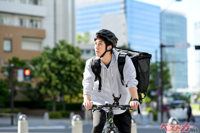 Bicycle Traffic Laws in Japan: Is Following Pedestrian Signals Illegal?