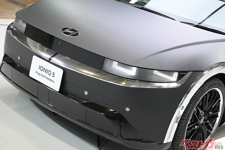 Hyundai Vibes with Guitarist MIYAVI at Tokyo Auto Salon; EV Concepts Steal the Show!