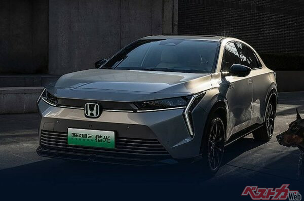 仮に400万円前半で登場すればインサイトも相当な魅力を持つ（写真は中国仕様のe:NS2）