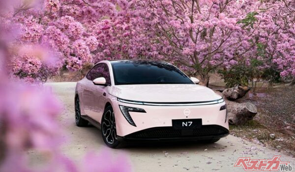 ピンクのN7は特に人気とのこと