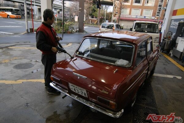 ベストカーはこれまで多くの燃費テストを行ってきた。時には旧車で実験を行ったことも!?