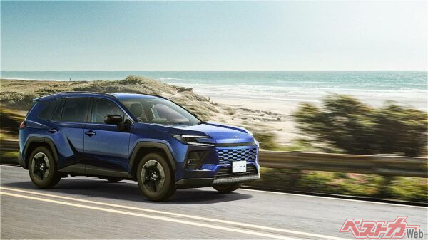 RAV4 Z。足回りのセットはアドベンチャーと共通だがトレッドが異なる