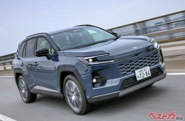 20インチタイヤを履いたZグレード。価格は490万円