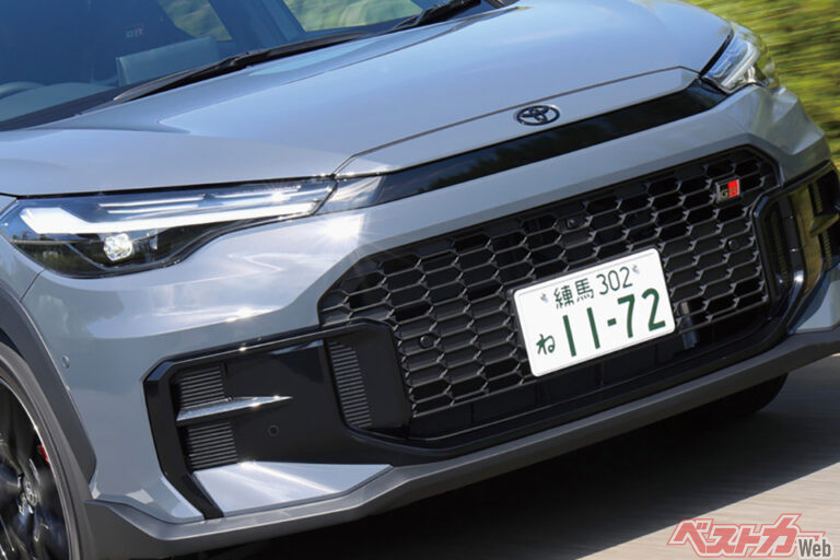 トヨタ カローラクロス GRスポーツ爆誕したけど……どうなの!?　GR流に仕上げた走りと実用性を兼ね備えた究極のSUVだった件