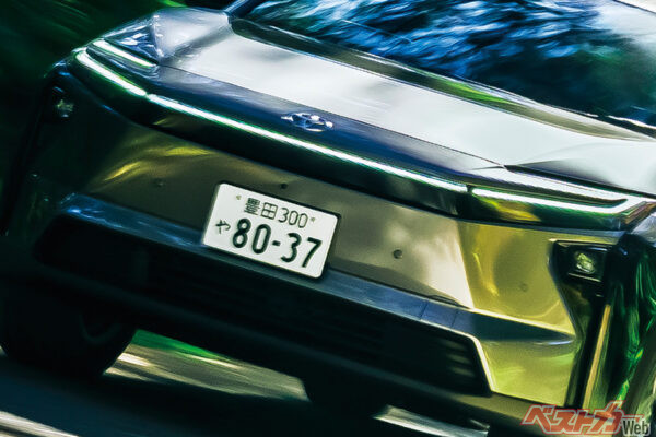 マイチェンしたトヨタ bZ4Xの売り上げが絶好調!!　同時期に登場の日産 アリアNISMOはどうなるか