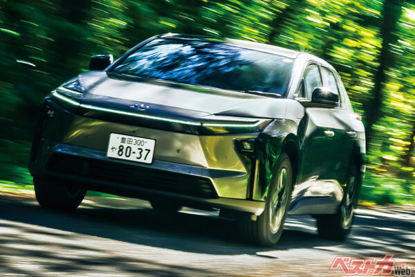 2025年10月に一部改良を受けたトヨタ bZ4X。価格は、Z（FWD）550万円、Z（4WD）600万円、G（FWD）480万円