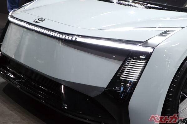 新型カローラ大幅イメチェン!!　超絶イケメンになるゾ