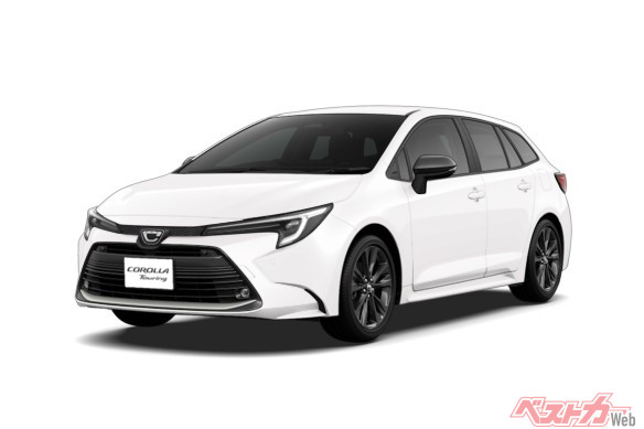 今回見積もるカローラツーリングのW×Bグレード（2WD）。色はプラチナホワイトパールマイカ