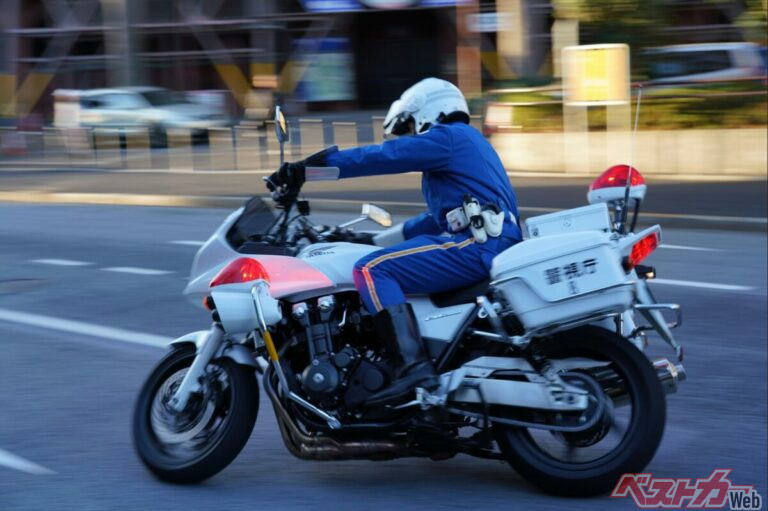 不公平だぁ!!  自転車で違反すると運転免許にキズが付く!?