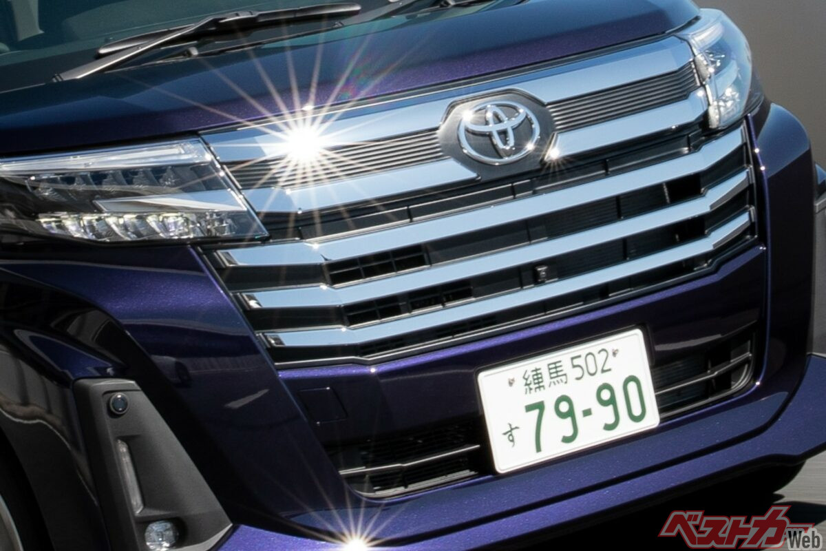 Toyota Roomy (2026) Facelift: A Visual Deep Dive into this Surprisingly Popular Kei-Class Box Car