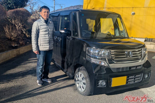 若い頃は大きなクルマばかり乗っていた郷田さんだが、ホンダ N-BOXの使い勝手のよさにビックリ