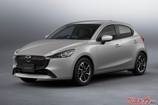 マツダ MAZDA2。かつての「ボーイズレーサー」よろしく、コンパクトなハッチバックはMTがよく似合う