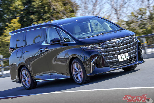 「移動する玉座」トヨタ アルファード。これは素晴らしい……