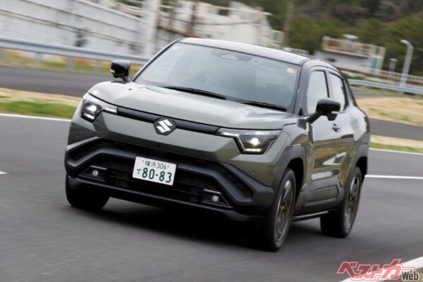 走りの軽快さが感じられたのがeビターラ（4WD）だ。コーナーでも安心して踏み増しができた