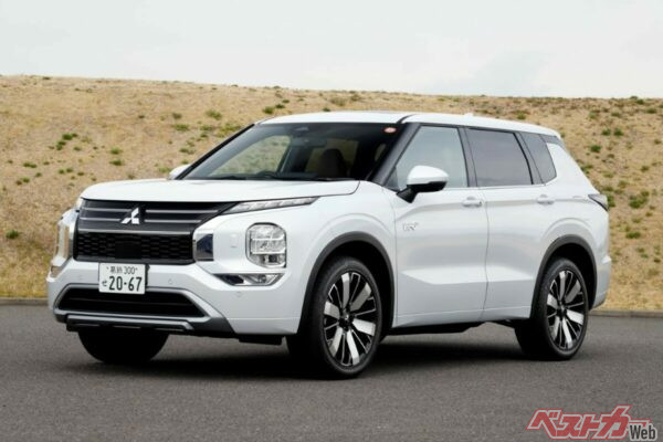 BEV、PHEVを合わせた電動車総合ランキング1位に輝いたアウトランダーPHEV