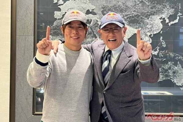 勝田貴元選手、モリゾウさんに優勝報告！　2人で笑顔炸裂!?　なにやらキャップにエピソードあり!? そしてカッレ選手へのアツい思いも