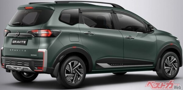 日産独自のCシェイプを配したリアコンビランプなど、デザインの質感は高い。約96万円という低価格を感じさせない、堂々としたスタイリングだ