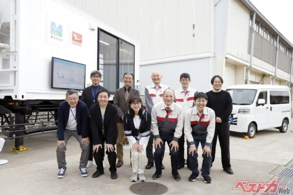 「マイクログリッドシステムだって動いたっていいんじゃない?」「突拍子もないことやろうぜ」と、まさにコペルニクス的発想をする二社がコラボ!