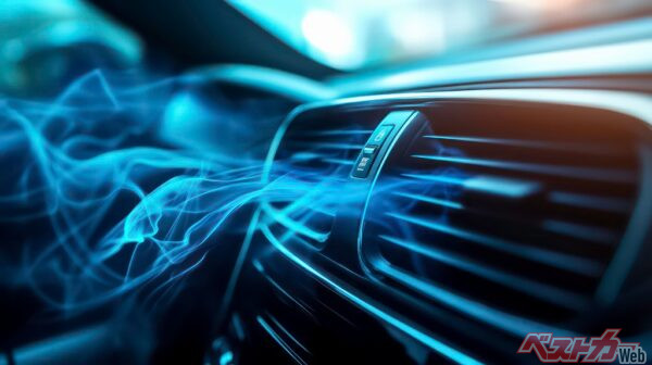 汚れたフィルターは有害物質を車内に飛散させるほか、エアコンの効きなどにも影響する(PHOTO:Adobe Stock_florynstudio3)