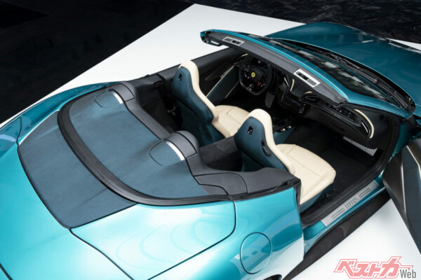 ソフトトップは13.5秒という早さで開閉する