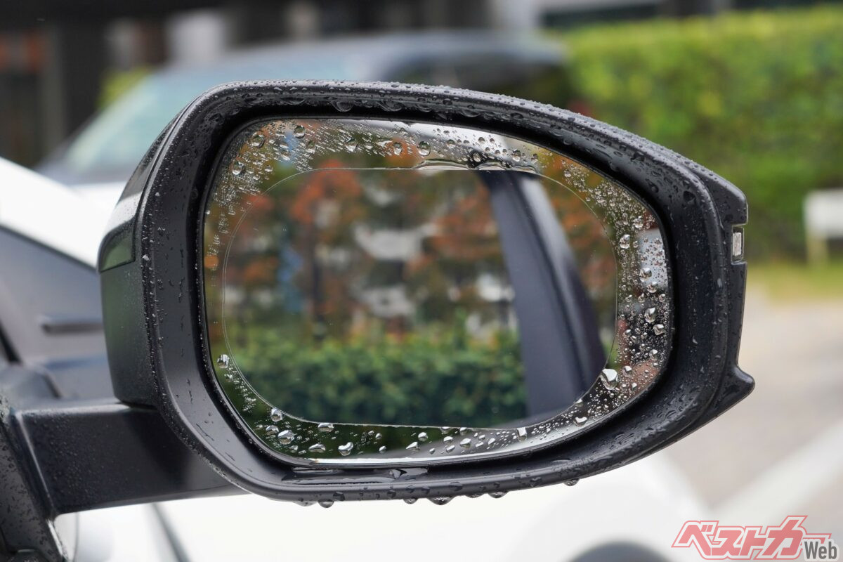 Revolutionize Rainy Day Visibility! Water-Repellent Side Mirror Film for Enhanced Safety!