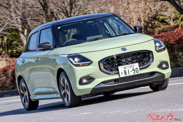 スズキ スイフト（価格：172万7000～233万2000円）。4WD最上級グレードが約233万円。コスパ抜群！