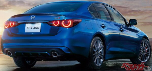 2025年12月に発売された特別限定車「400R Limited」。3.0リッターV型6気筒ツインターボエンジンは最高出力408psを発揮する