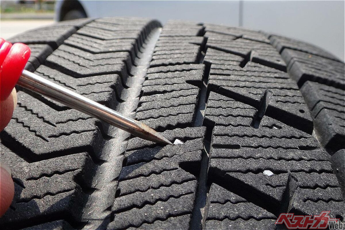 Stone Retention: The Unexpected Danger of Pebbles Stuck in Your Tire Treads!